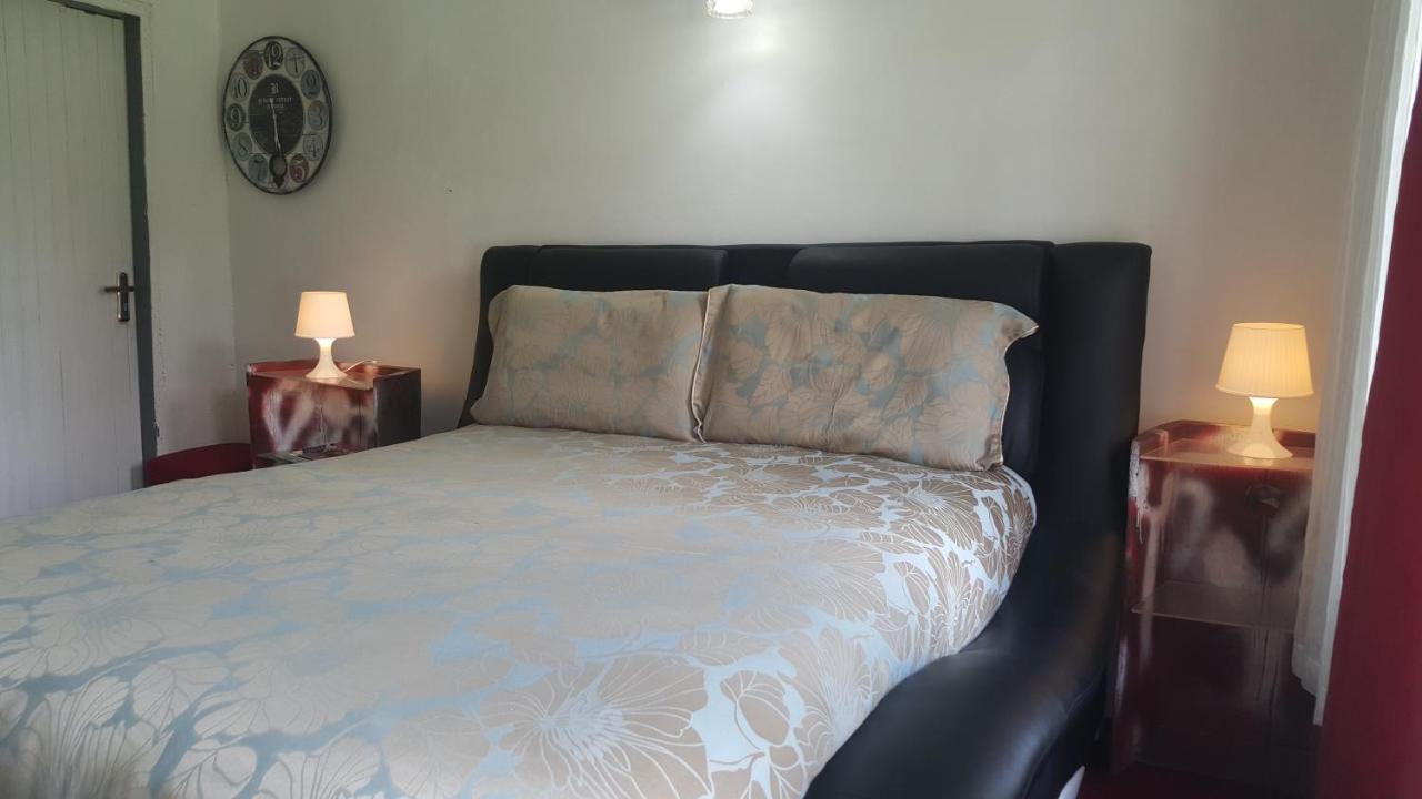 Simbasun Cottages Midrand Kültér fotó